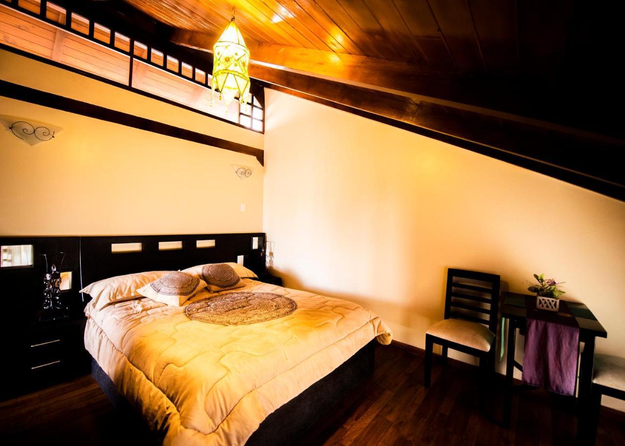 Hostal Dulce Hogar Latacunga Zewnętrze zdjęcie